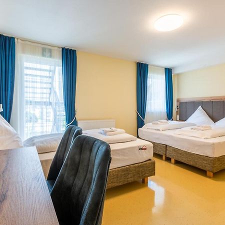 Hotel Arena ケルン エクステリア 写真